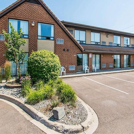 Comfort Inn East Moncton Exterior photo