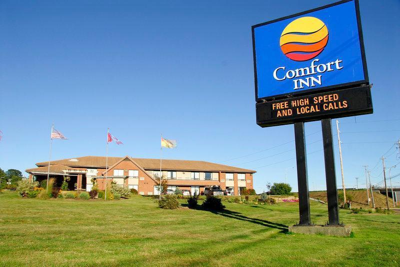 Comfort Inn East Moncton Exterior photo